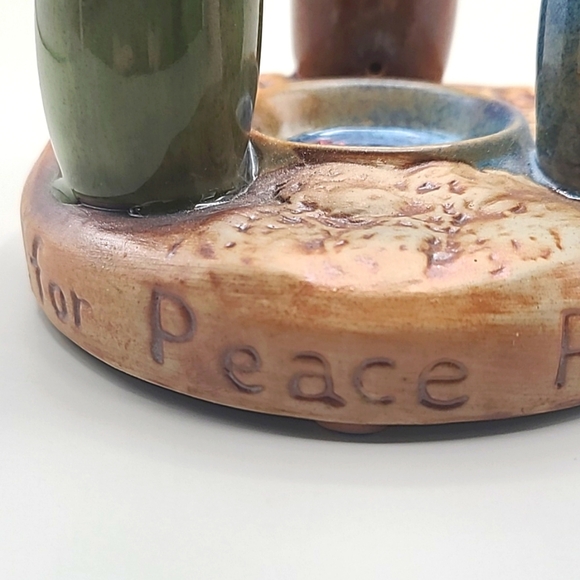 Three Angels Candleholder with Pray for Peace Around the Bottom - Picture 4 of 9